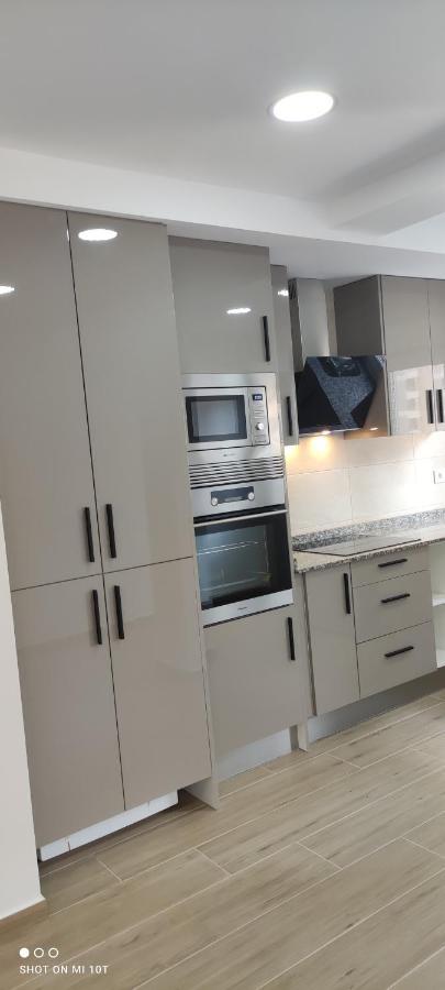 Beachfront Cozy Apartament Arenales Del Sol, Alicante Luaran gambar