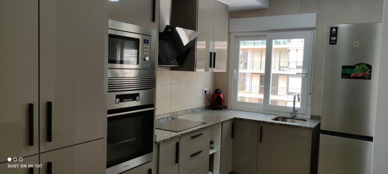 Beachfront Cozy Apartament Arenales Del Sol, Alicante Luaran gambar