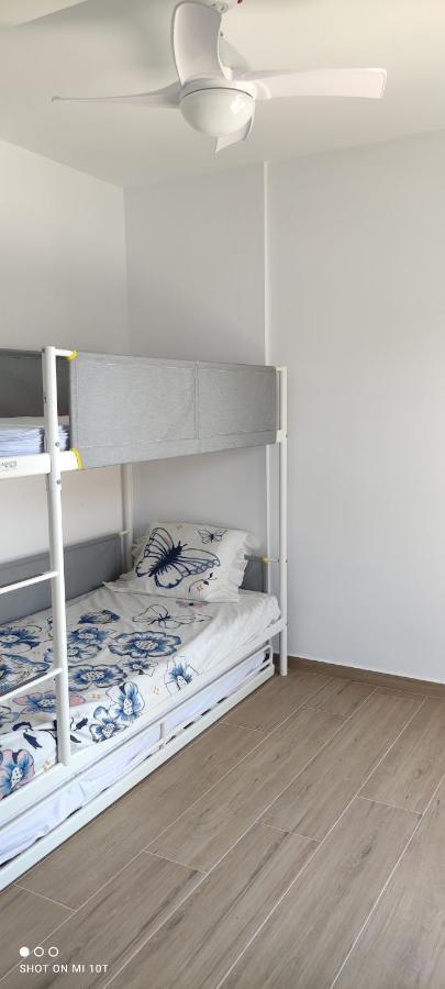 Beachfront Cozy Apartament Arenales Del Sol, Alicante Luaran gambar