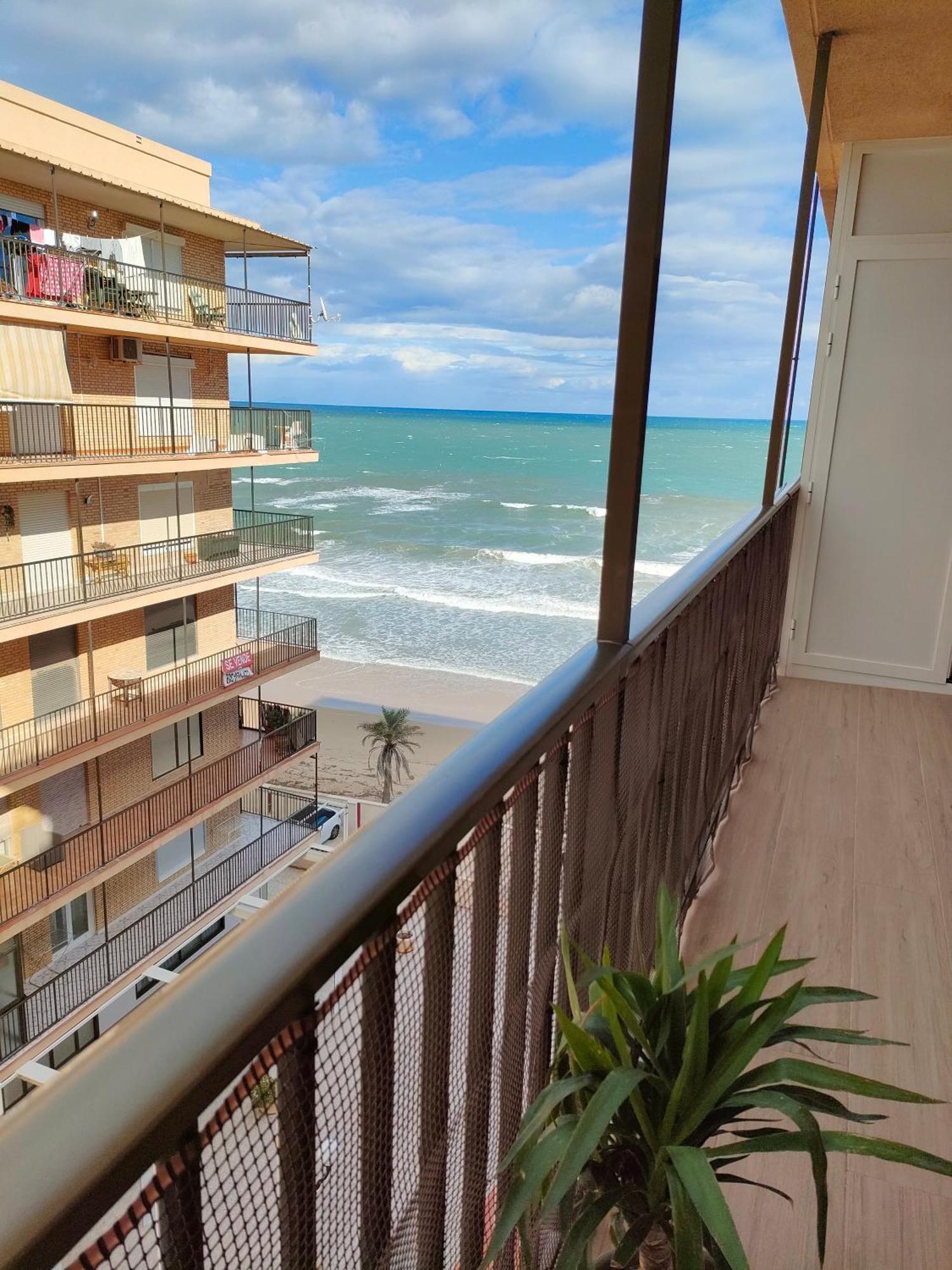 Beachfront Cozy Apartament Arenales Del Sol, Alicante Luaran gambar
